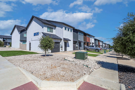 Point-Forest-Hill 30